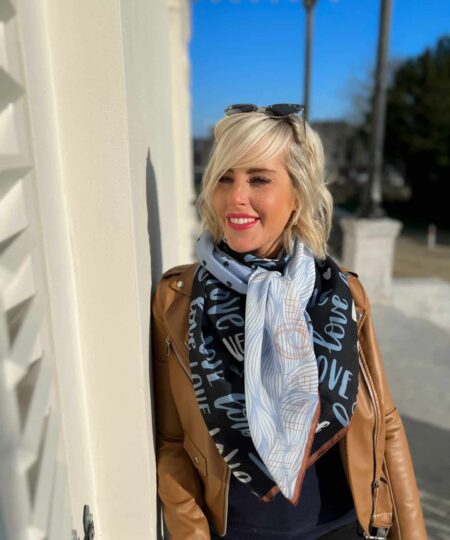 Foulard 140x140 - Love bleu ciel