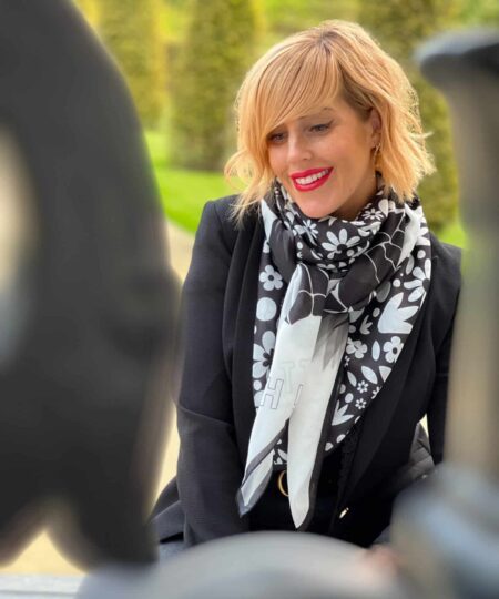 Foulard 140x140 - Once upon a time