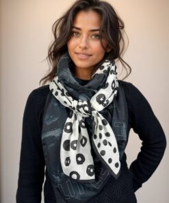 Alternative view of Foulard réf. 7695 - Galets noirs