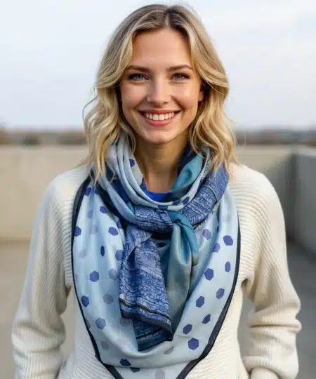 Foulard 140x140 - Pois bleus